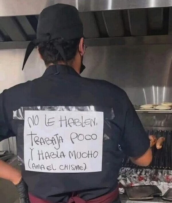 cocinero,cartel,trabajar,hablar,chisme