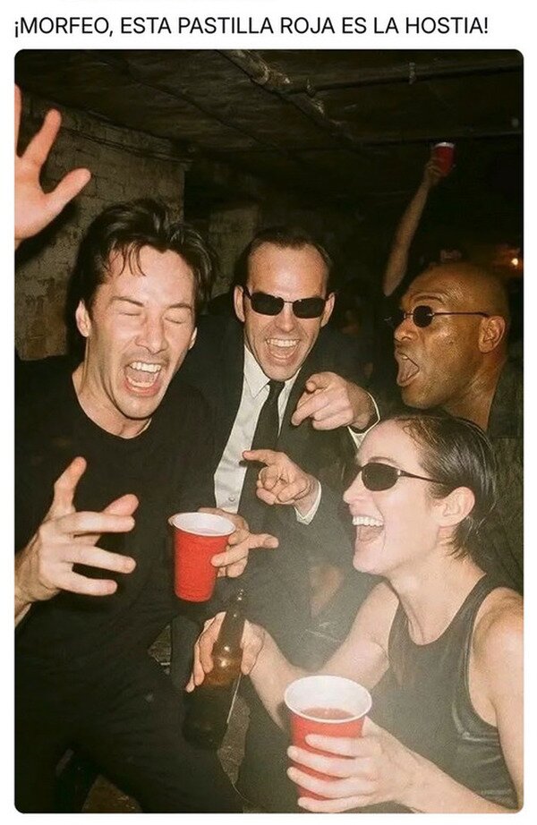 Meme_otros - Party hard en la Matrix