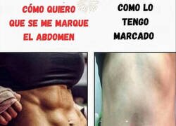 Enlace a Tengo el abdomen marcado... por el cinturón