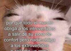 Enlace a Solo apuntan hacia un lado