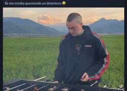 Enlace a El futbolín de muslitos