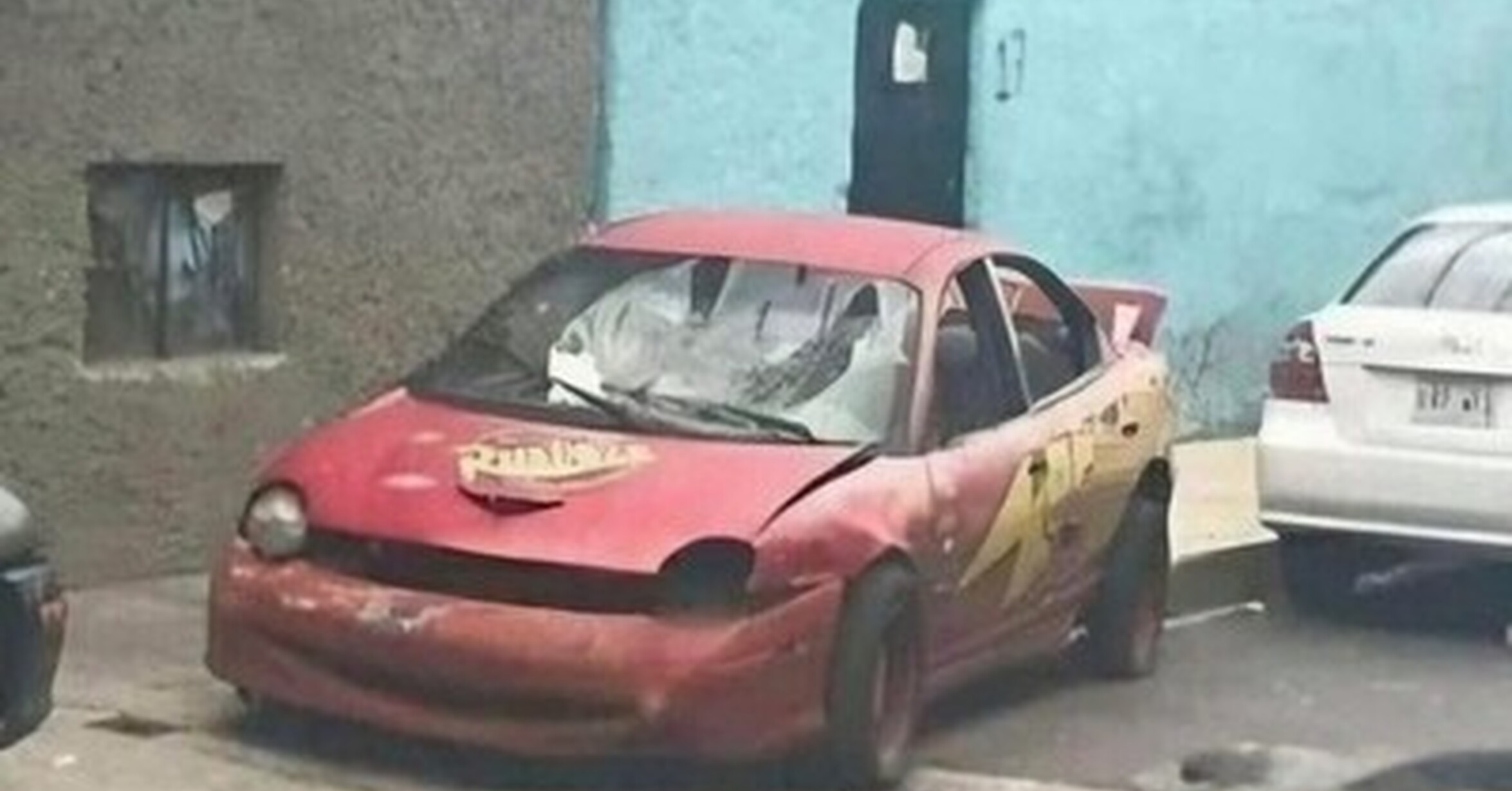 El hermano del famoso que cayó en las drogas