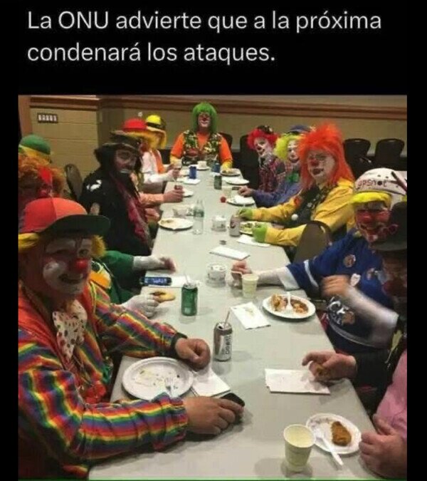 CC_2819349_9387b868cec24b21922bd2368f38d342_meme_otros_reunion_de_urgencia.jpg
