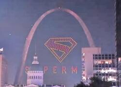 Enlace a Se ve rara la promo de la nueva peli