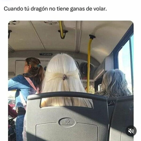 Meme_otros - A Daenerys le tocó irse en bus
