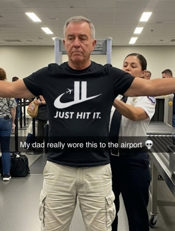 CC_2823185_e5a758e32a8346e3933453d63f3f1529_meme_otros_no_es_la_mejor_camiseta_para_volar.jpg