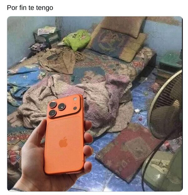 CC_2826462_1f77e5ebf47f490e85d32a9a6fefe544_meme_otros_apostandolo_todo_al_iphone.jpg