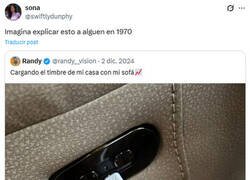 Enlace a Le explota la cabeza