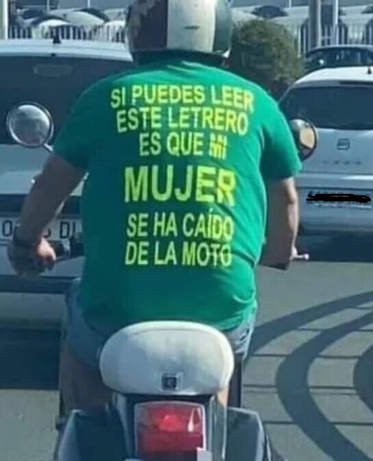 Meme_otros - 50 kilómetros detrás y no se da de cuenta de que le falta algo