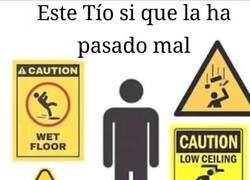 Enlace a Al tío de las señales le ha pasado de todo