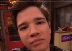 Enlace a No me puede salir igual la risa