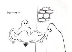 Enlace a El fantasma de una rubia de bote