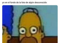 Enlace a ¿En cuántas fotos de desconocidos habré salido?