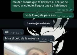 Enlace a No le regalaron un móvil para eso