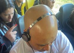 Enlace a Cuando llevas una camiseta de tí mismo