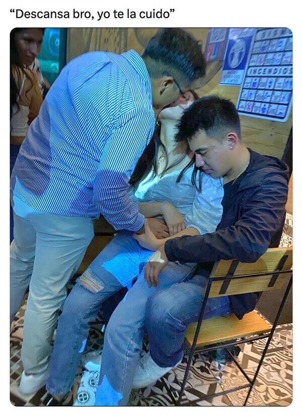 Meme_otros - No puede uno quedarse dormido