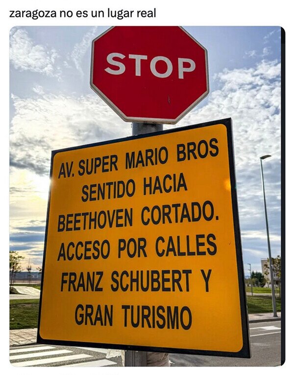 Meme_otros - ¿Las calles de Zaragoza qué sentido tienen?