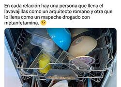 Enlace a Una pareja se define por su lavavajillas