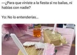 Enlace a Es por el pastel