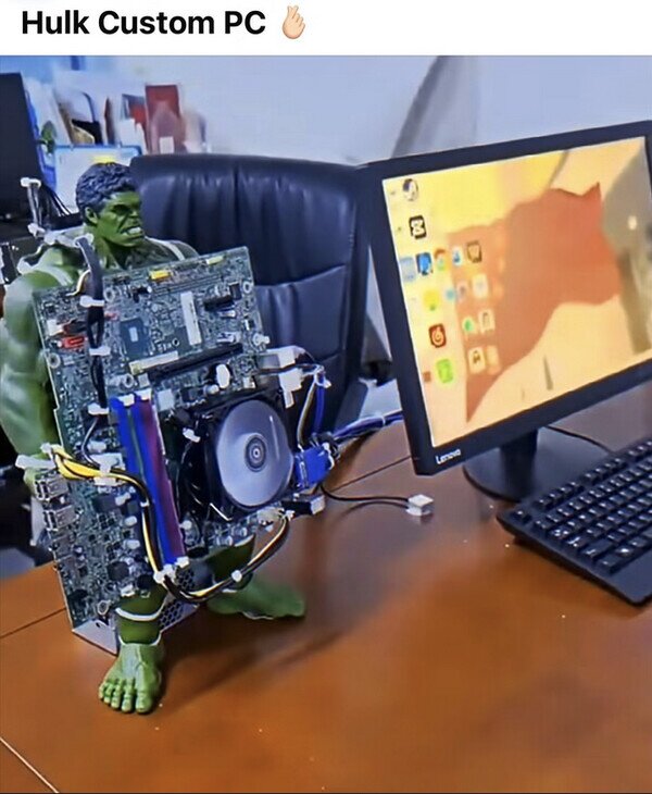 Meme_otros - Tengo a Hulk de soporte
