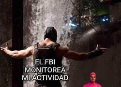 Enlace a Esquivando el control del FBI