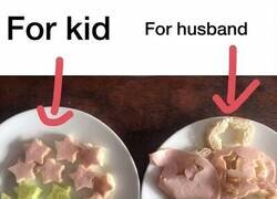 Enlace a Al papá le tocan las sobras