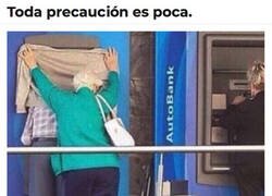 Enlace a Intimidad bancaria