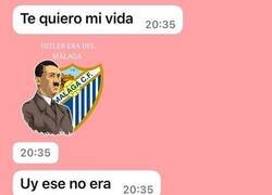 Enlace a Se equivocó de sticker