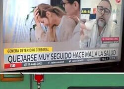 Enlace a Debería estar agonizando