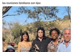 Enlace a Poco que ver los unos con los otros
