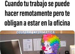 Enlace a Payaso de oficina