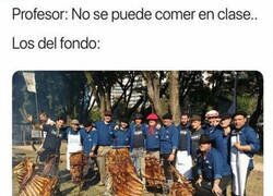 Enlace a La norma no llega hasta ahí detrás