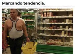 Enlace a Cuando se ponga de moda, el será pionero