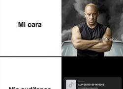 Enlace a Nadie sabe lo que escucho