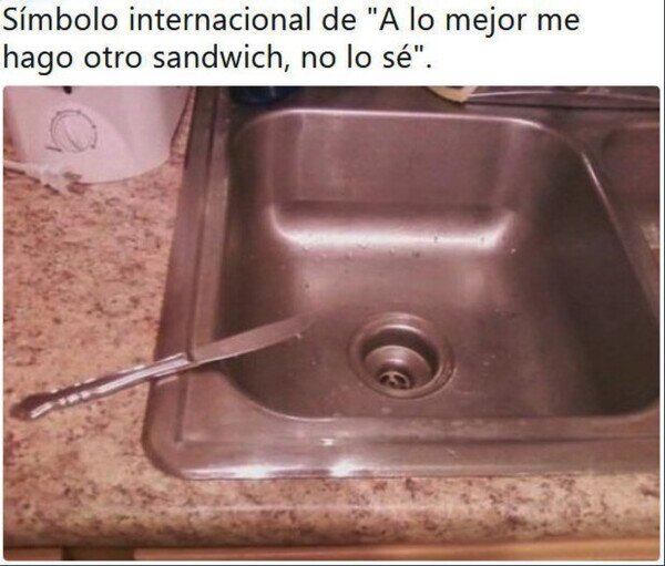sandwich,cuchillo,otro