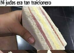 Enlace a Engañado por un sandwich