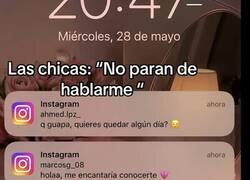 Enlace a Los mensajes que reciben las chicas vs los que reciben los chicos