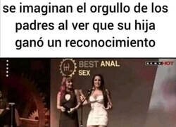 Enlace a Sus padres deben estar muy orgullosos