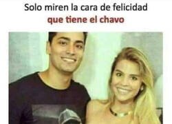 Enlace a Se le ve contento