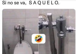 Enlace a Unas pinzas en un baño no son buena señal