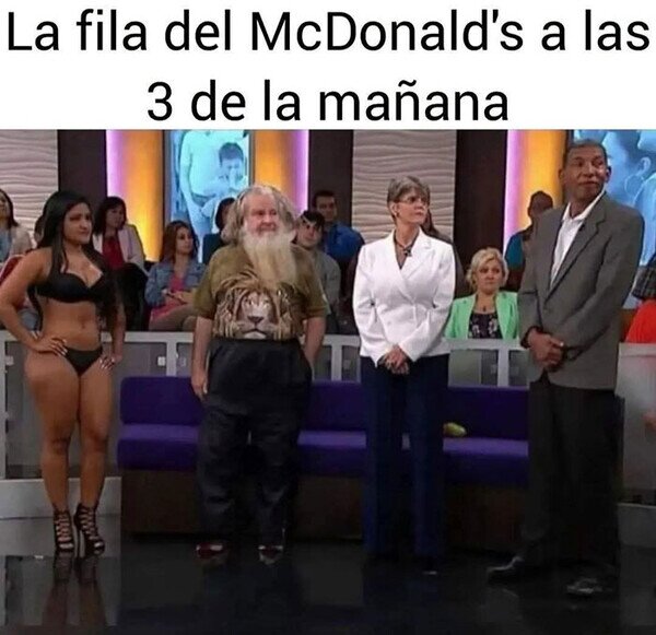cola,mcdonalds,madrugada,gente