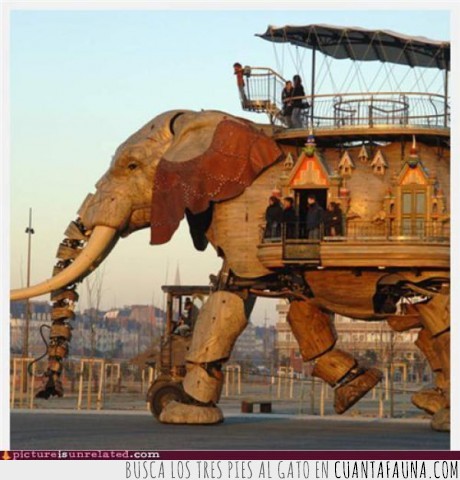 16401 - ELEFANTE DE TROYA - ¿Para qué un caballo de Troya? ¡Un elefante mola más!