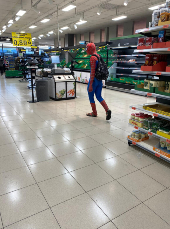 5695 - Cuando vas al super no sabes lo que te vas a encontrar
