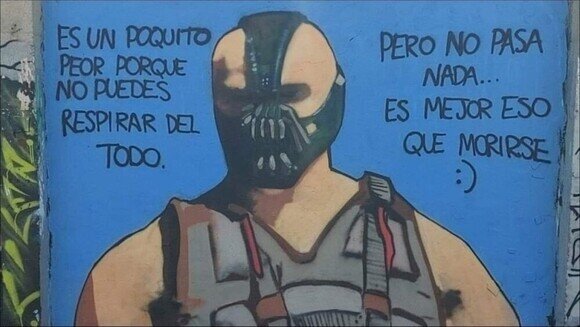 19827 - Bane está curtido en eso de llevar mascarilla