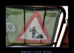 Enlace a PRECAUCIÓN