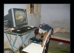 Enlace a Mientras, en la casa de Diógenes...