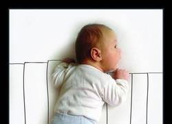 Enlace a Este bebé se echa las siestas más divertidas del mundo