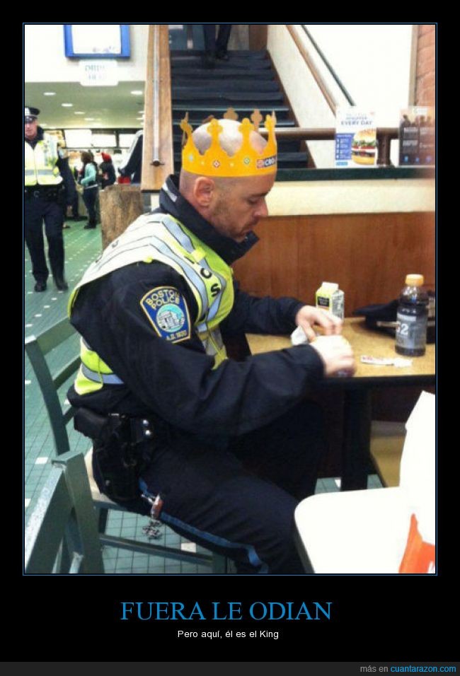 policia,corona,burger king,burguer king,burguer,burger,king,triste,boston