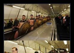 Enlace a El mejor cosplay grupal de 300 jamás visto