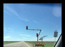 Enlace a SEMÁFOROS SOLARES